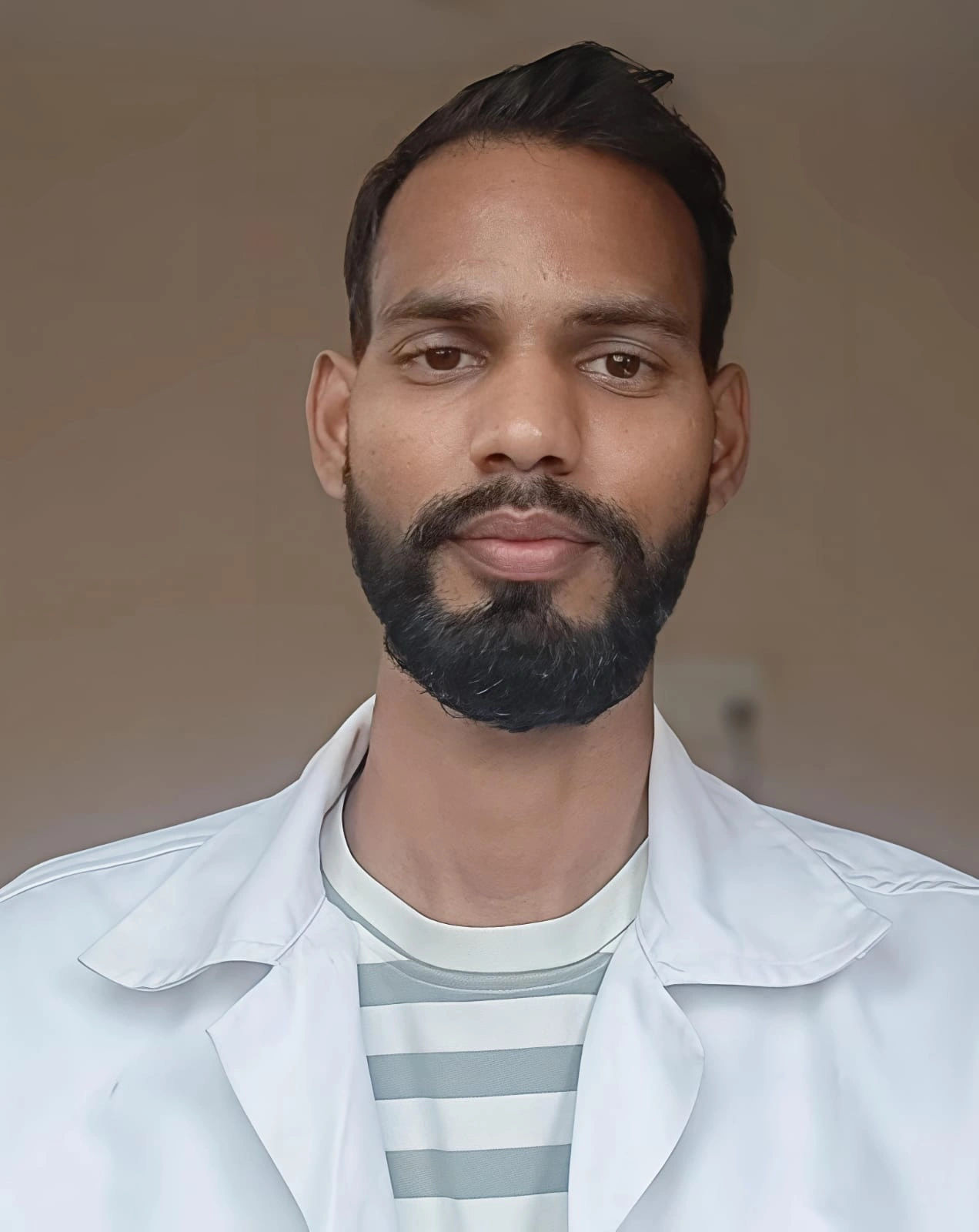 R.P.Prajapati from Pune is a Physiotherapist.